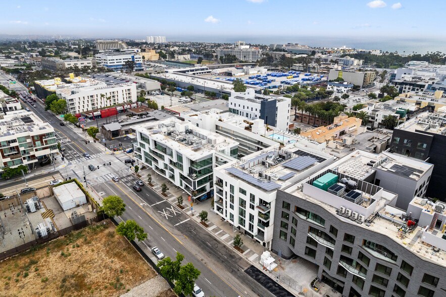 More Photos Of 1550 Lincoln Blvd, Santa Monica Apartments For Lease