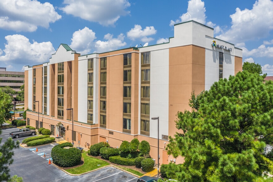 Primary Photo Of 1220 Primacy Pky, Memphis Hotel For Sale