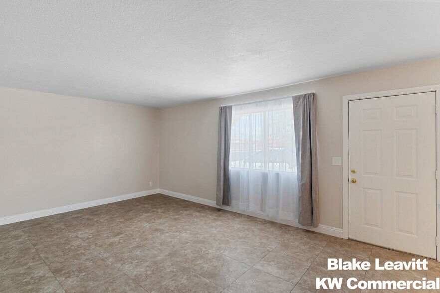 More Photos Of , Las Vegas Multifamily For Sale