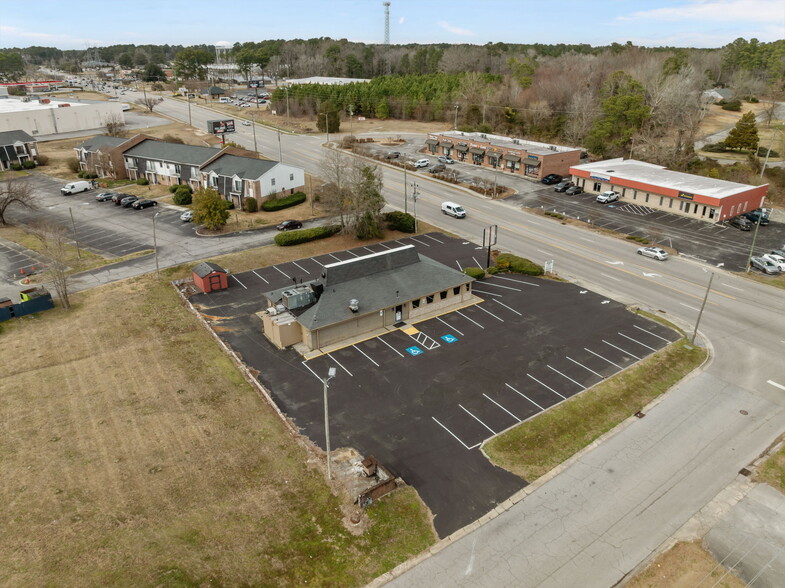 More Photos Of 1301 Gum Branch Rd, Jacksonville Restaurant For Lease