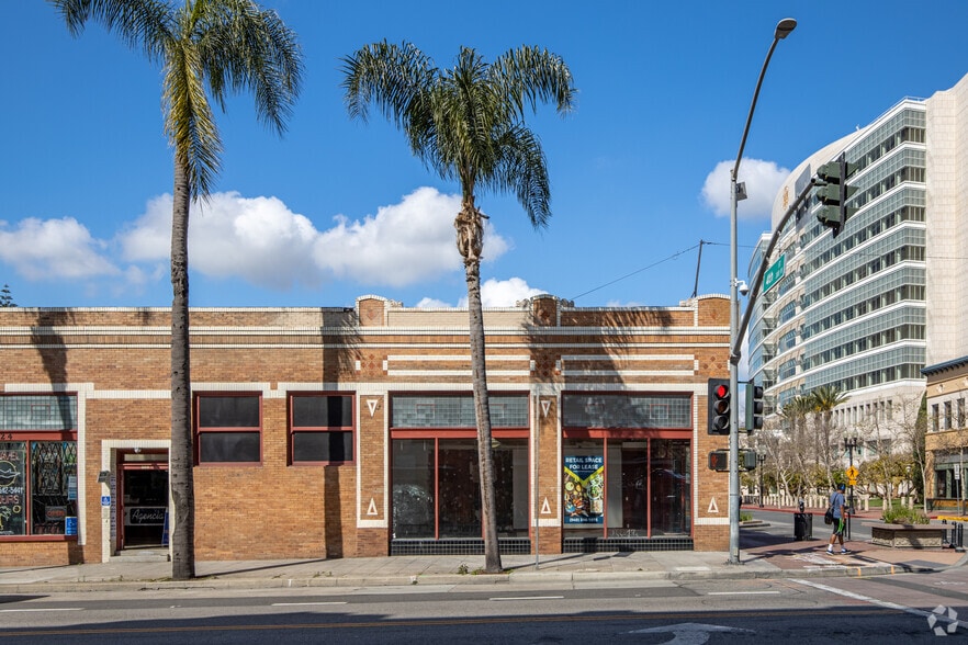 More Photos Of 302 W 4th St, Santa Ana Storefront Retail Office For Sale