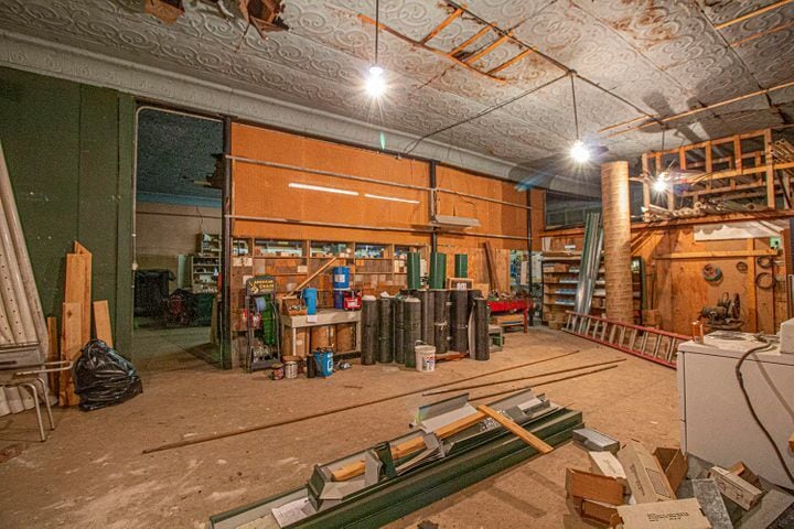 More Photos Of 155 W Main St, Aguilar Storefront Retail Office For Sale