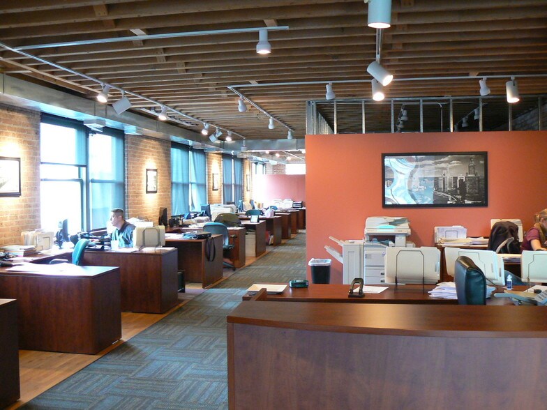 More Photos Of 1052 W Fulton Market, Chicago Loft Creative Space For Lease