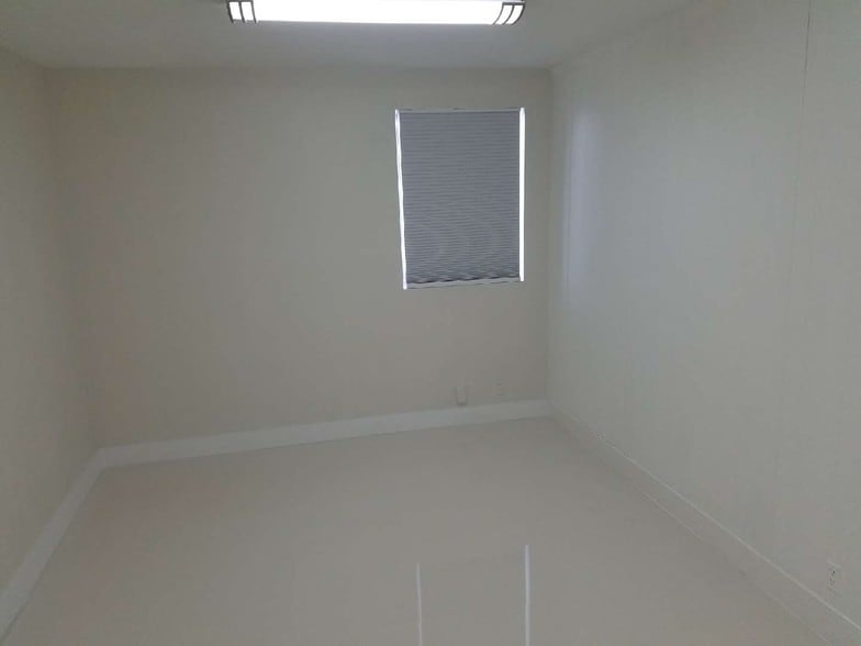 More Photos Of 3209-3217 N Ocean Blvd, Fort Lauderdale Storefront Retail Office For Lease