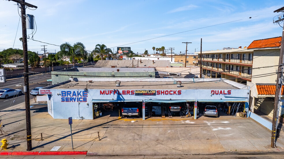 More Photos Of 3801 W Rosecrans Ave, Hawthorne General Retail For Sale