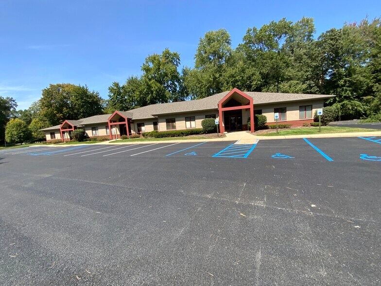 More Photos Of 3436-3500 Granite Cir, Toledo Medical For Lease