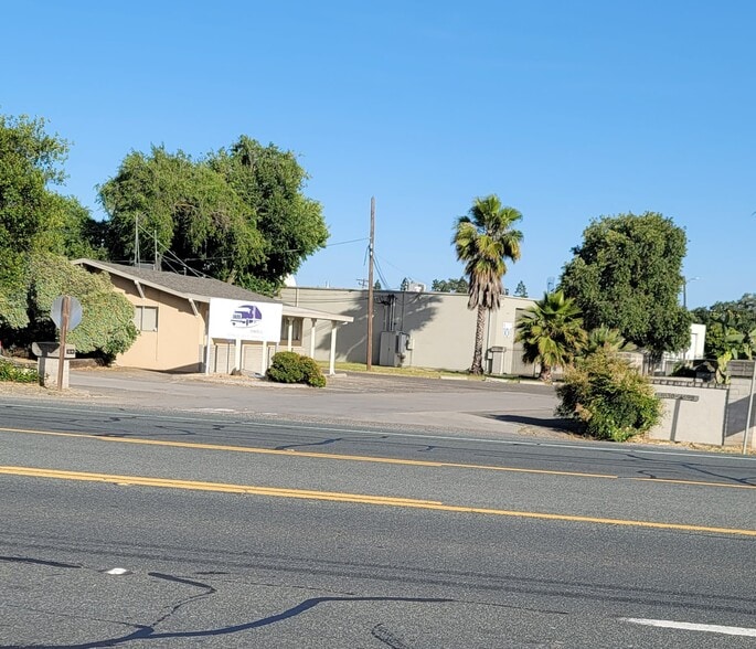 More Photos Of 4674 E Waterloo Rd, Stockton Industrial For Lease