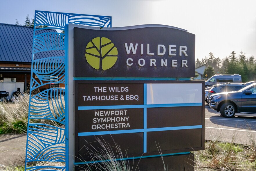 More Photos Of 755 SE College Way, Newport General Retail For Sale