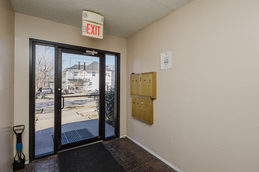 More Photos Of 401 E Avenue A, Hutchinson Apartments For Sale