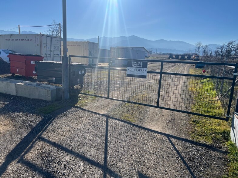 More Photos Of 3526 S Pacific Hwy, Medford Land For Sale