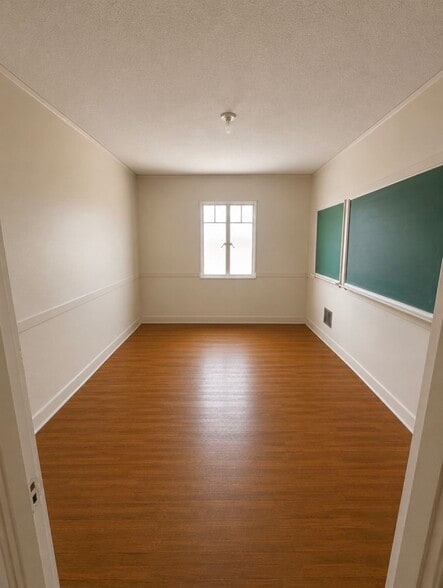More Photos Of 1209 E Garfield Ave, Glendale Schools For Lease