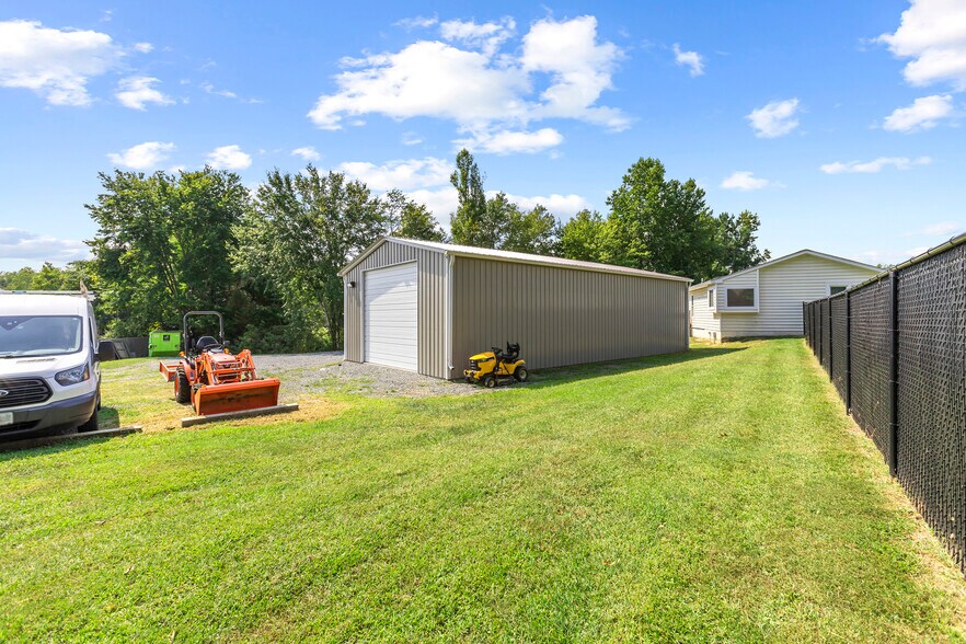 More Photos Of 5755 Courthouse Rd, Spotsylvania Office Residential For Lease