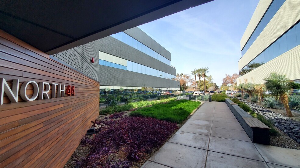More Photos Of 3033 N 44th St, Phoenix Office For Lease