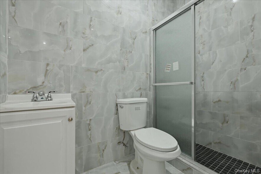 More Photos Of 126-10 Jamaica Ave, Richmond Hill Storefront Retail Residential For Sale