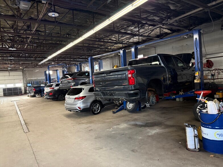 More Photos Of 415 Brockton Ave, Abington Auto Dealership For Sale