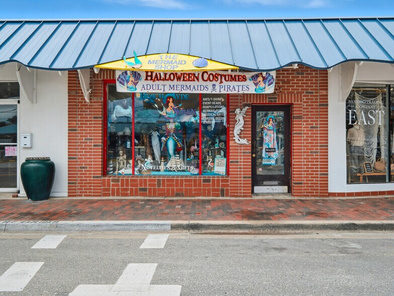 More Photos Of 415 Flagler Ave, New Smyrna Beach Storefront For Sale