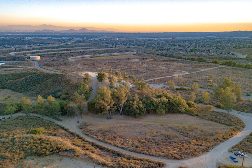 More Photos Of 6555 Devils Canyon Rd, San Bernardino Land For Sale