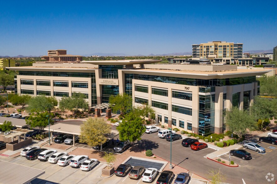 More Photos Of 7047 E Greenway Pky, Scottsdale Office For Lease
