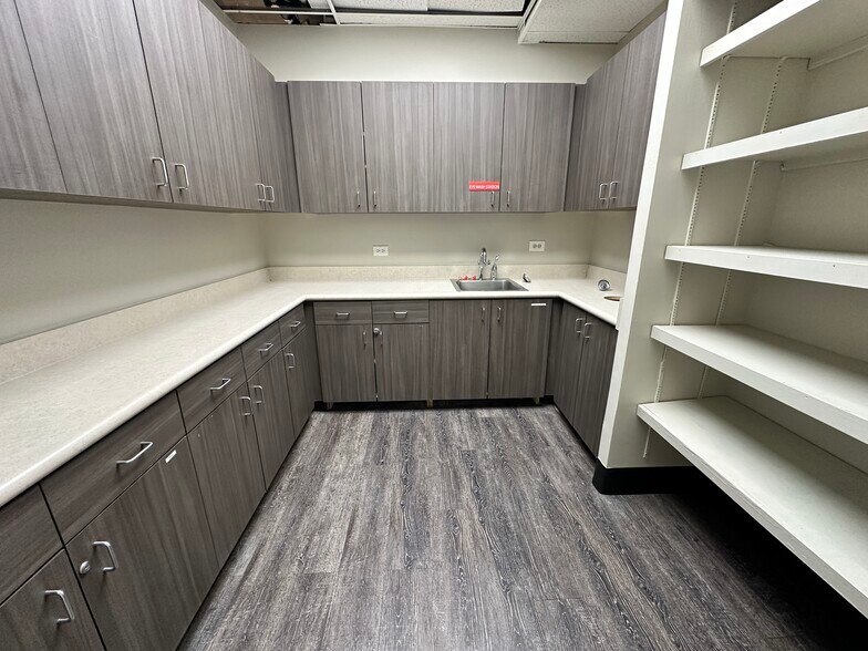 More Photos Of 1955 Arapahoe St, Denver Apartments For Lease