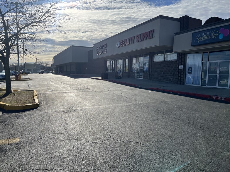 More Photos Of 22240-22244 Governors Hwy, Richton Park Unknown For Lease