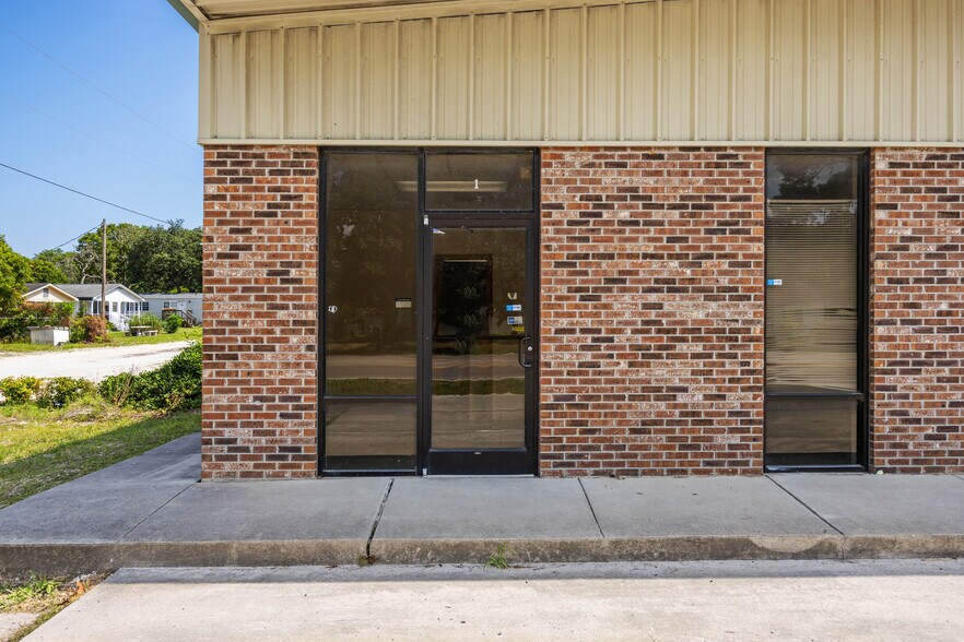 More Photos Of 7227 Beach Dr SW, Ocean Isle Beach Freestanding For Lease