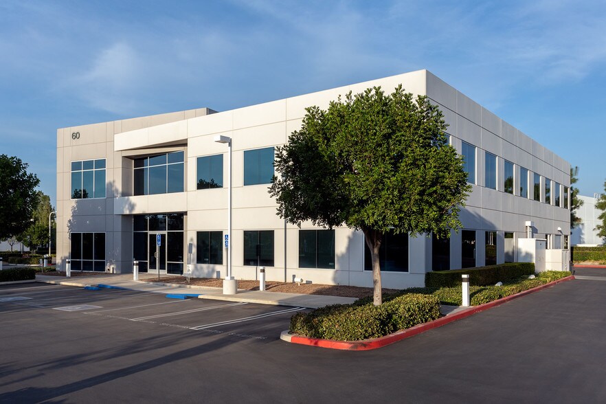 More Photos Of 60 Bunsen, Irvine Loft Creative Space For Lease