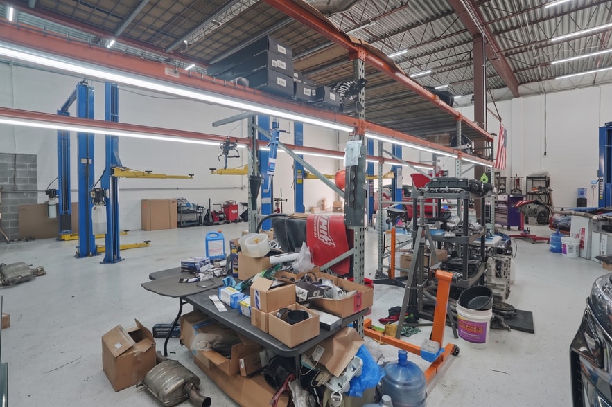 More Photos Of 890 Fernhill Rd, West Chester Warehouse For Sale