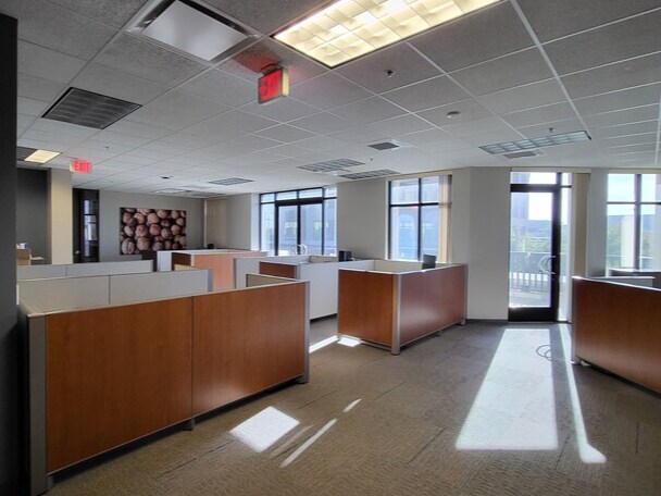 More Photos Of 1020 10th St, Modesto Office For Lease