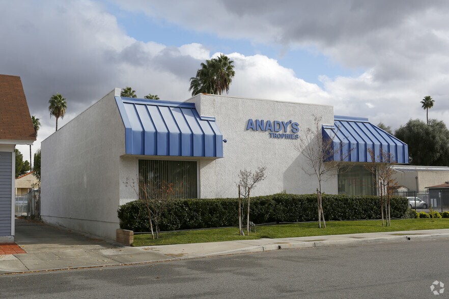 More Photos Of 128 N Juanita St, Hemet Freestanding For Sale