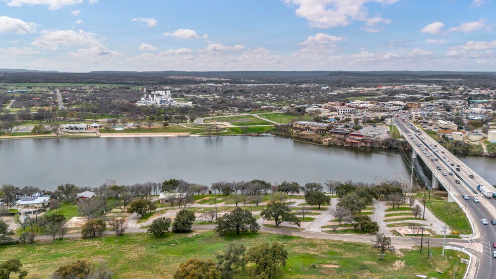 More Photos Of 200 Old River Rd, Marble Falls Land For Sale