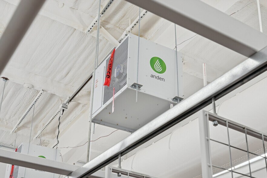 More Photos Of 12217 S Broadway, Edmond Warehouse For Sale