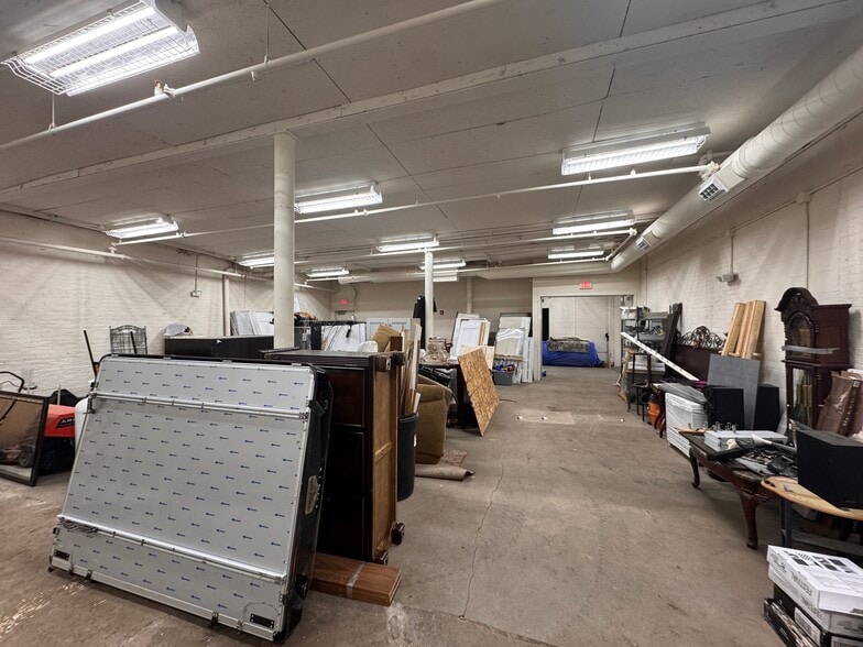 More Photos Of 334 Ontario St, Albany Warehouse For Sale