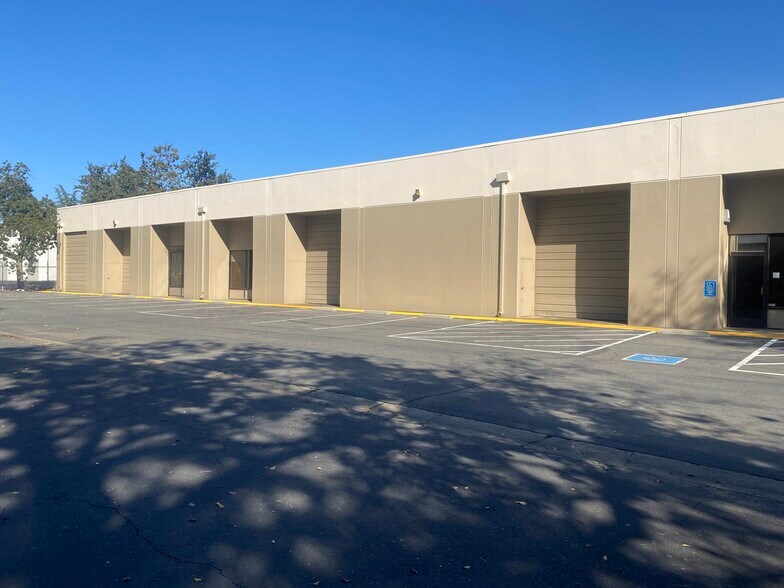 More Photos Of 3251 Monier Cir, Rancho Cordova Warehouse For Sale