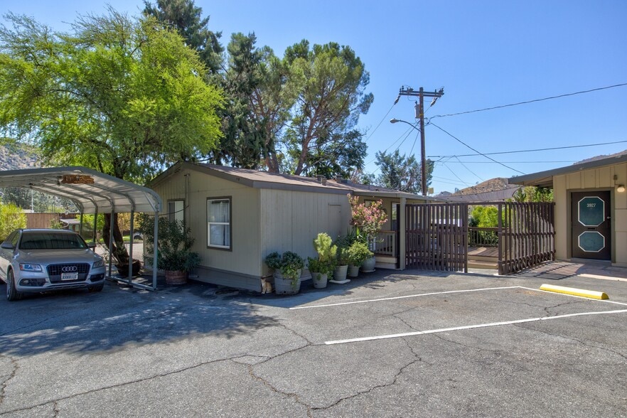 More Photos Of 13383 Sierra Way, Kernville Hotel For Sale