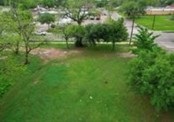 More Photos Of 406 E Phillips St, Conroe Land For Sale