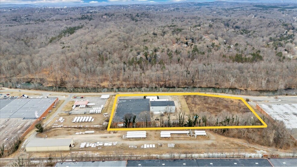 More Photos Of 650 Frith Dr, Ridgeway Manufacturing For Lease