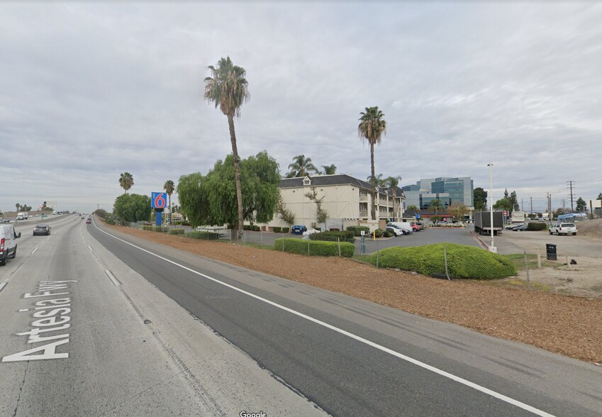 More Photos Of 7051 Valley View St, Buena Park Land For Lease
