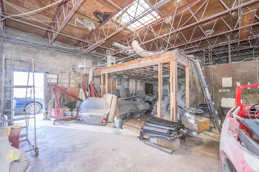 More Photos Of 1018 Orange St, Titusville Warehouse For Sale