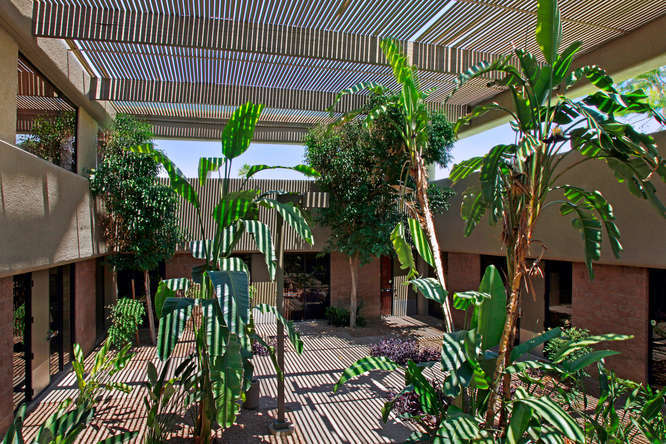 More Photos Of 3420 E Shea Blvd, Phoenix Office For Lease