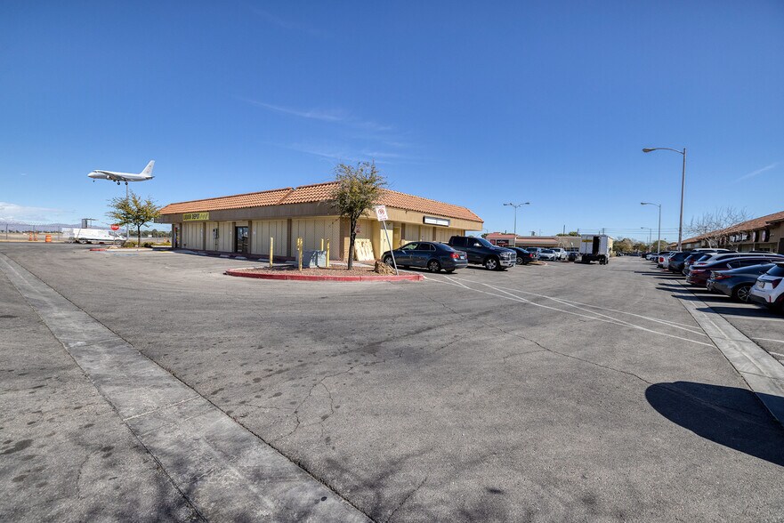 More Photos Of 2281-2345 E Sunset Rd, Las Vegas Unknown For Lease