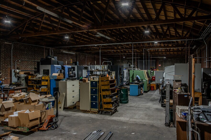 More Photos Of 2456 E 57th St, Huntington Park Warehouse For Sale