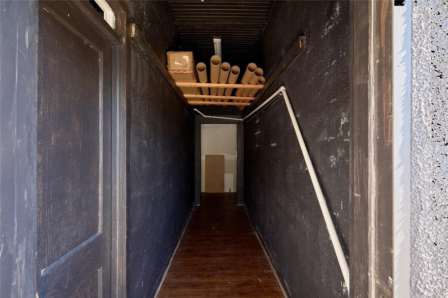 More Photos Of 1834 14th St, Bradenton Freestanding For Sale