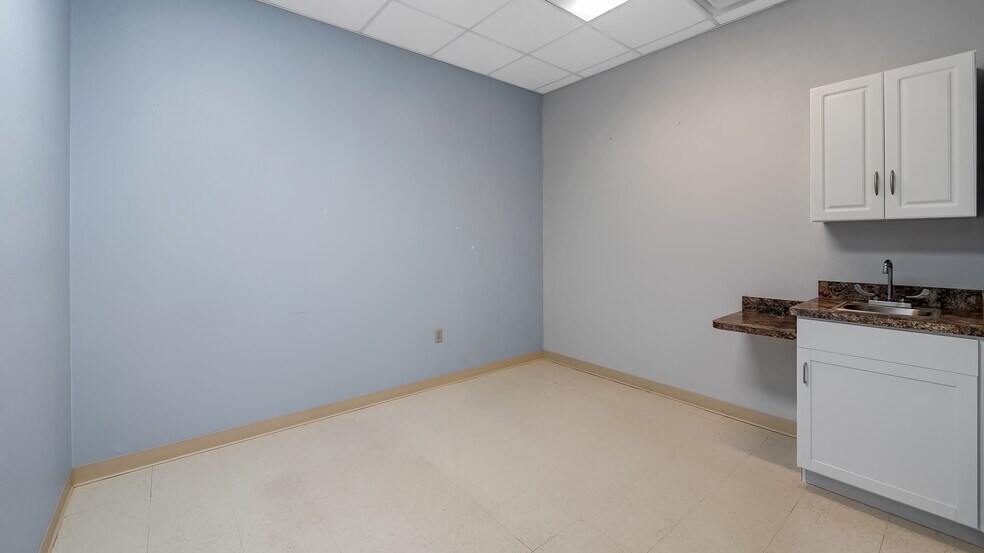 More Photos Of 16215 Sr-50 Hwy, Clermont Storefront For Lease