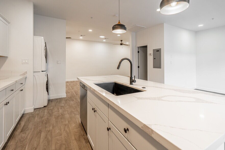 More Photos Of 719 W Missouri Ave, Phoenix Apartments For Sale