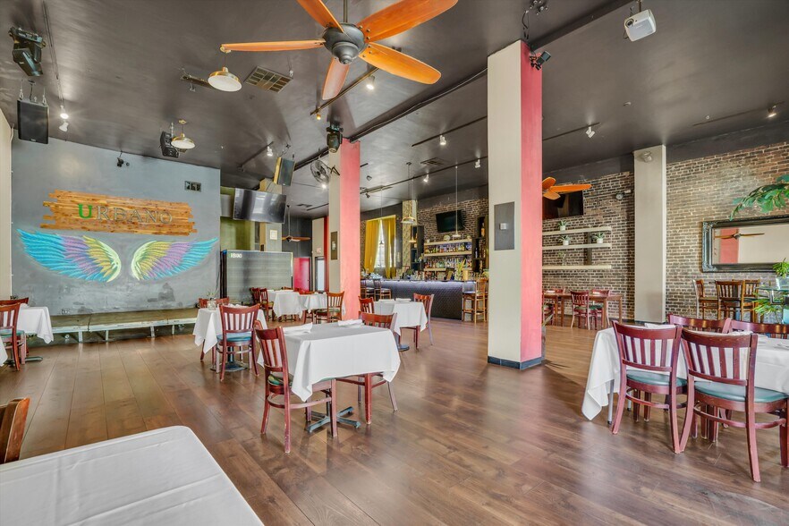 More Photos Of 1020 H St, Modesto General Retail For Sale