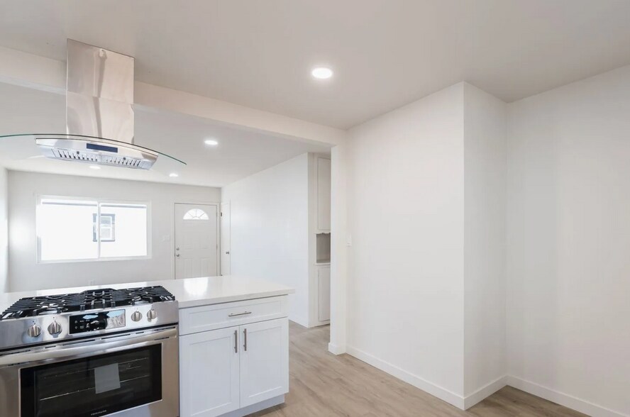 More Photos Of 134-138 5th Ave, Chula Vista Apartments For Sale