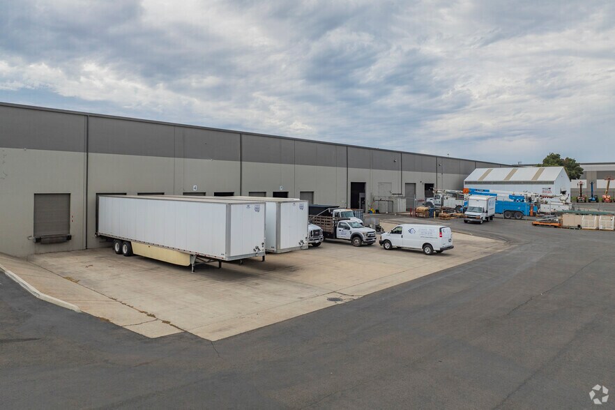 More Photos Of 2610 Lycoming St, Stockton Warehouse For Lease