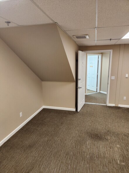 More Photos Of 11811 Upham St, Broomfield Warehouse For Lease