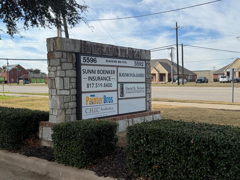 More Photos Of 5592 Davis Blvd, North Richland Hills Office Residential For Sale