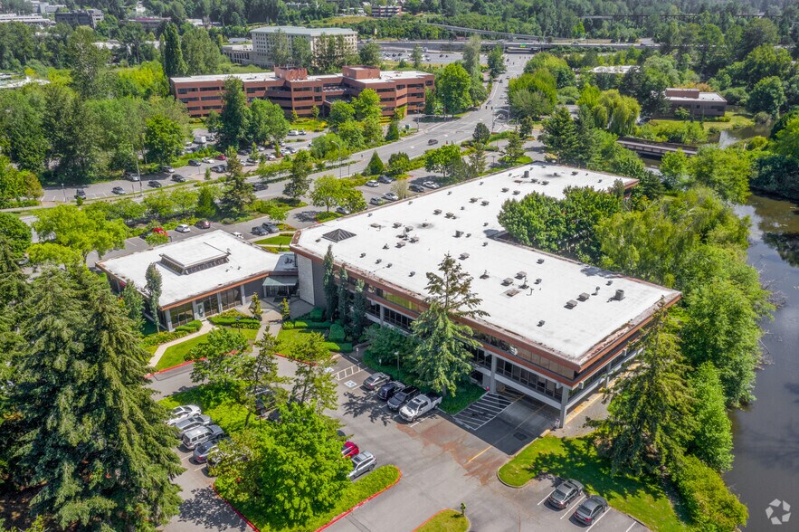 More Photos Of 11201 Se 8th St, Bellevue Office For Lease